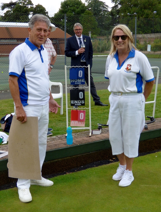 This was the point when Paul Simmons and Ann White reached a 100 each in their 101 match !